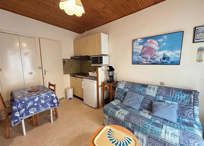 Pratique Pres De La - Fr-1-197-261 * 莱萨布勒-多洛讷